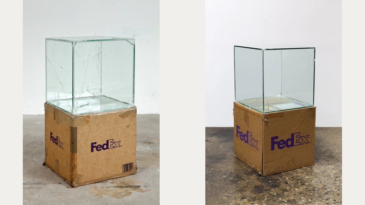 Walead Beshty 的 FedEx 玻璃盒