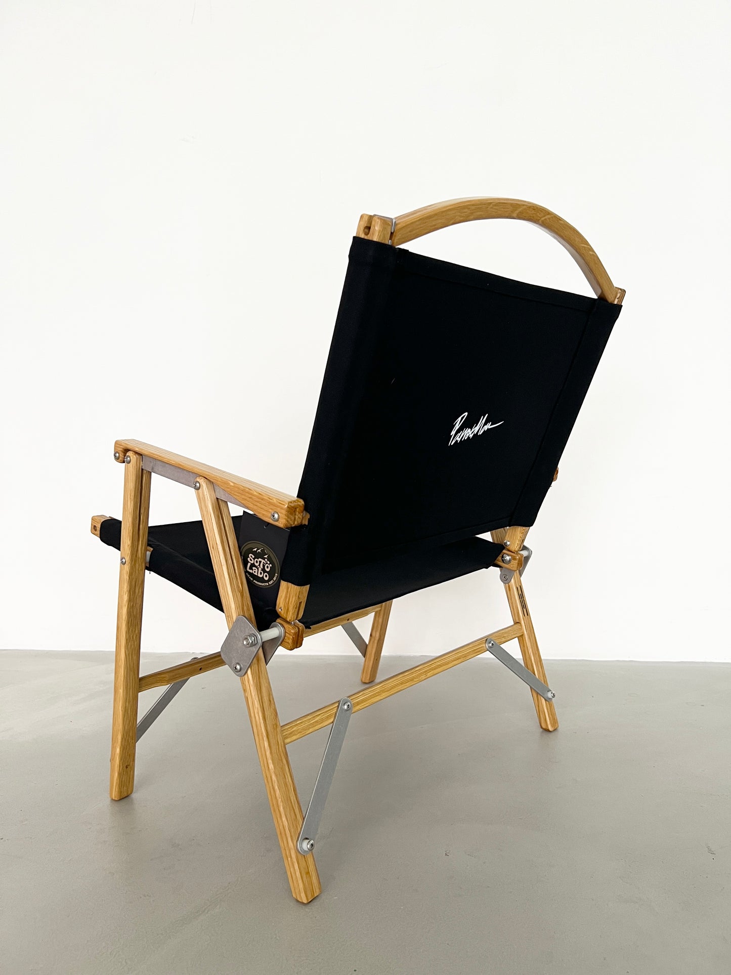 鸚鵡人 x 美國克米特折疊椅 ＋ 日本 Sotolabo職人手工椅布